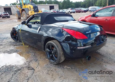 2006 Nissan 350Z Touring z USA, uszkodzony, nr VIN JN1AZ36A16M457366